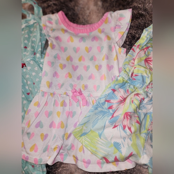 12m - 24m Rompers & Outfits - Picture 6 of 11